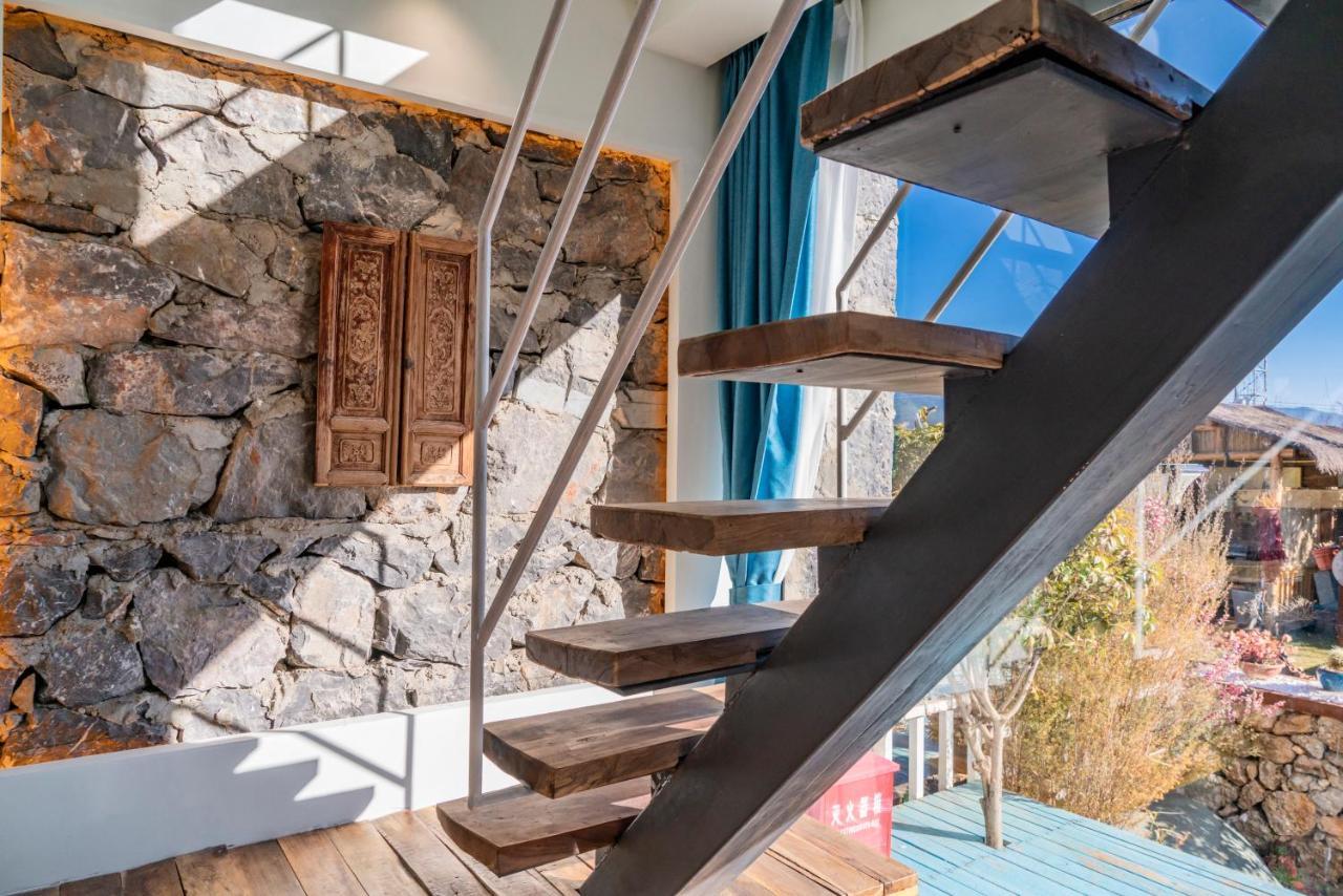 玉龙白沙普宿客栈 Lijiang  Exteriör bild