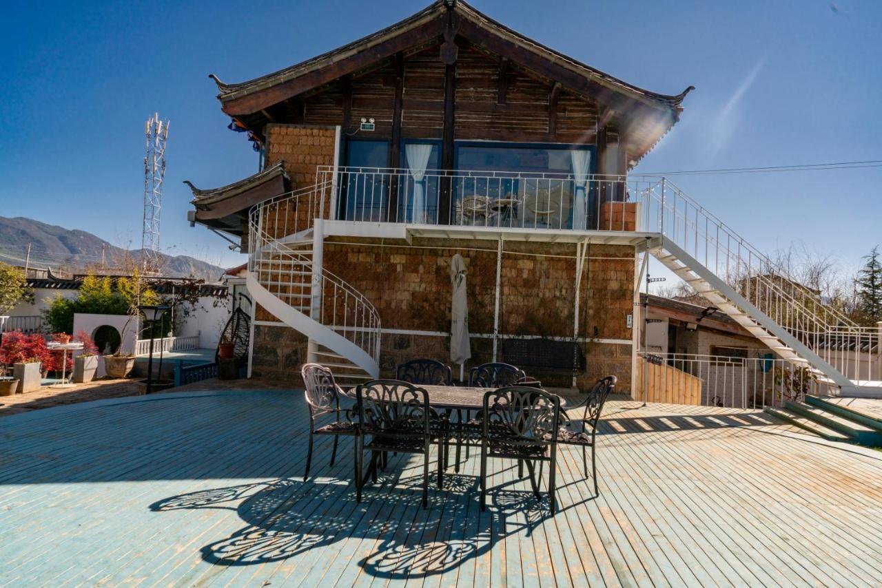 玉龙白沙普宿客栈 Lijiang  Exteriör bild